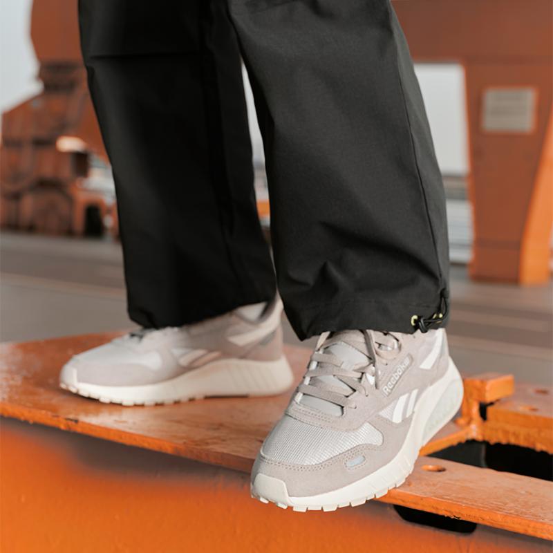 Reebok Classic Leather Hexalite 'Ash' Sneakers 100074409