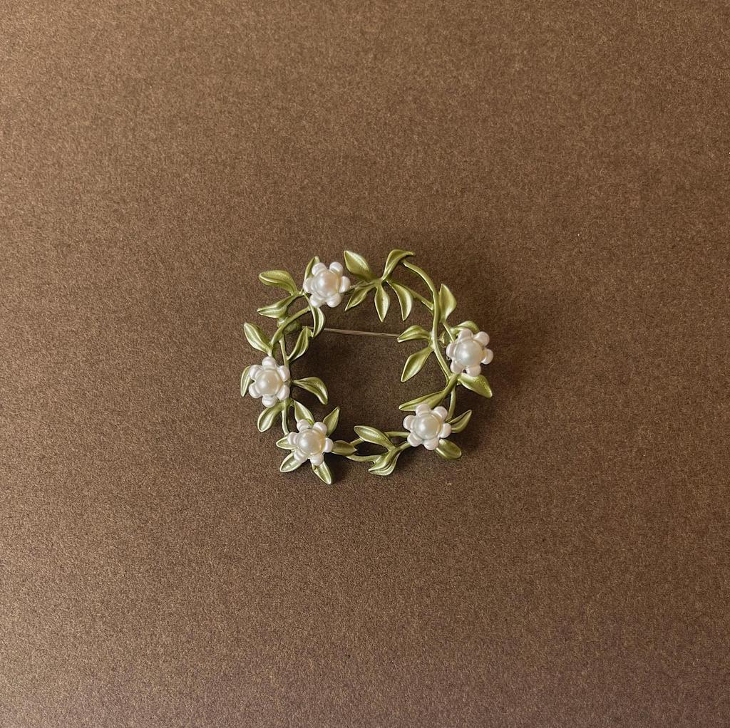 Vintage Barock Palast Stil Männer Und Frauen Fuchs Katze Emaille Musikinstrument Anzug Äußere Brosche