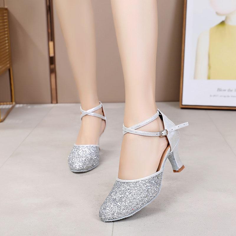 

Модные женские современные танцевальные туфли для бальных вечеринок, вальса, джаза, танцевальные туфли с закрытым носком и блестками, на каблуке 5 см 38