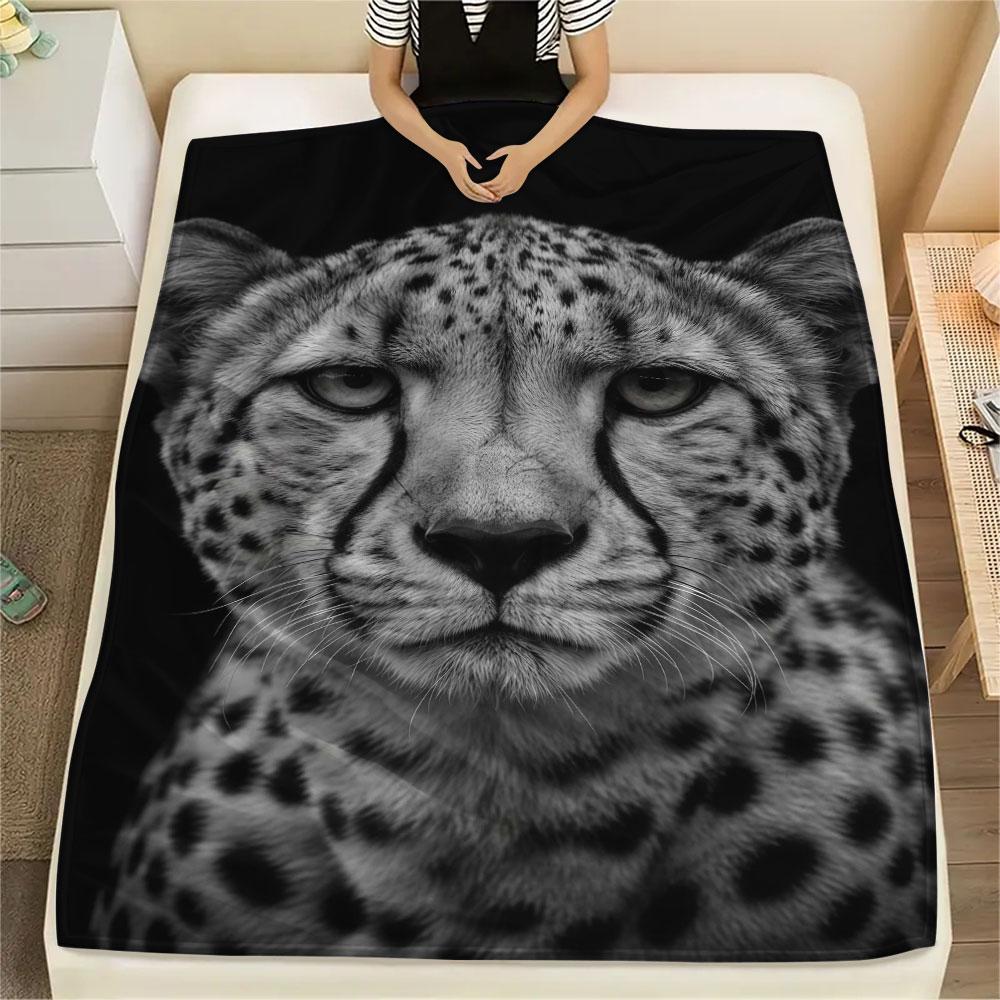 1Pc BigFive Print Flannel Blanket, High quality Comfortable for All Seasons, Home Decor, Warmth and Comfort, Perfect for Christmas Gifts