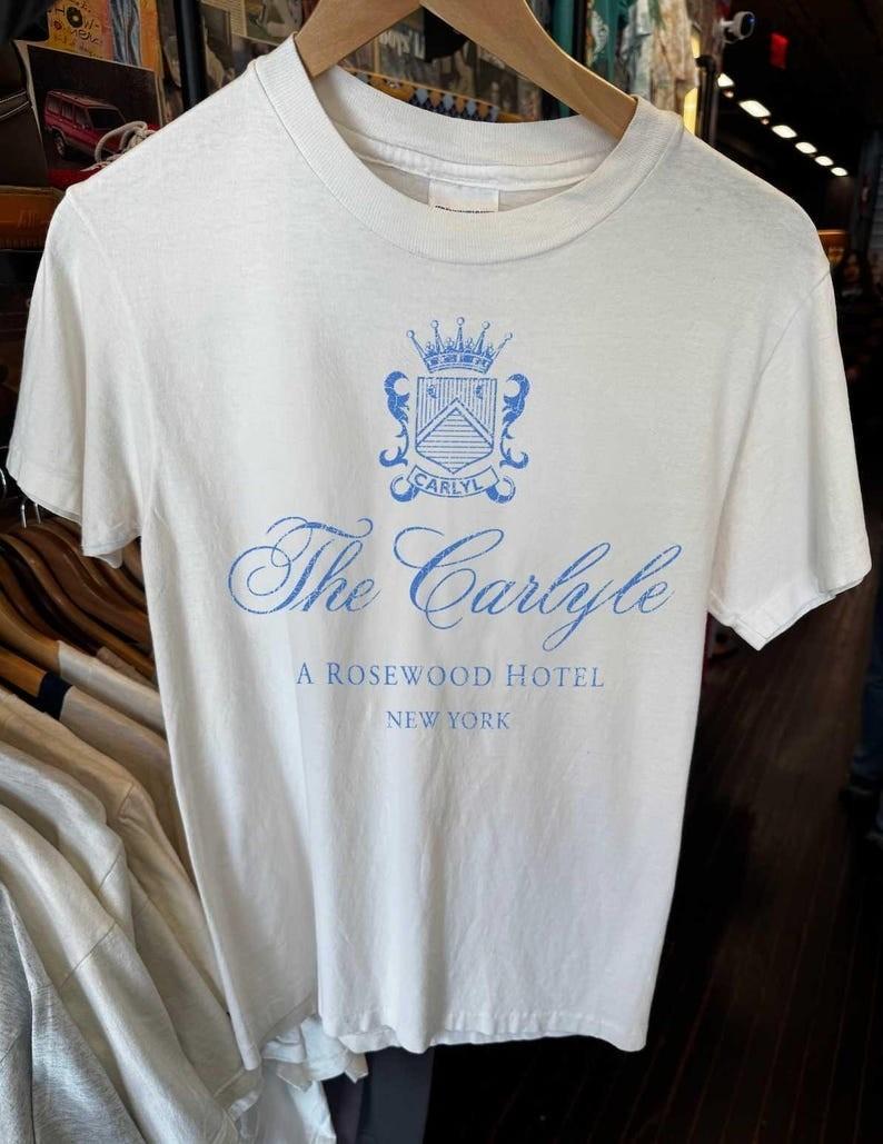 90s CARLYLE HOTEL Vintage White T-Shirt L