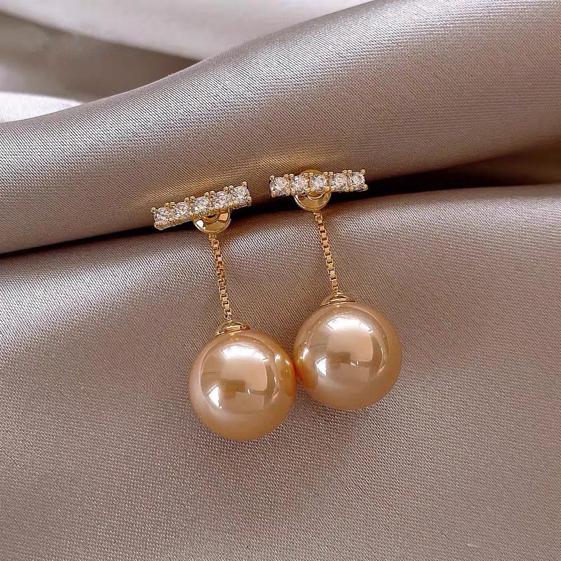 French Pearl Tassel Earrings: Retro, Luxurious, High-End Statement Pieces for Women – Perfect for Autumn and Winter
