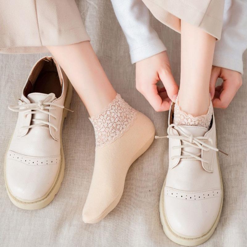 1 Pair Fashion Velvet Floor Socks Lace Autumn Polka Dot Non-slip Socks Versatile Solid Color Winter Warm Socks Casual Socks