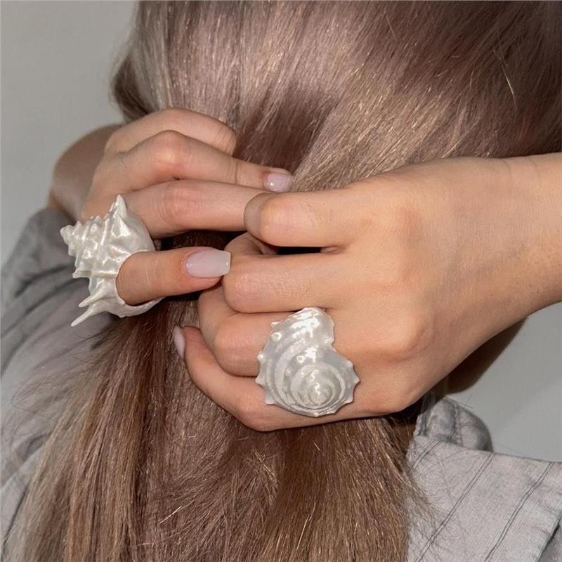 Bohemian Thorn Design Ring White Resin Starfish Shell Creative Seaside Jewelry for Women Daily Casual Wear
