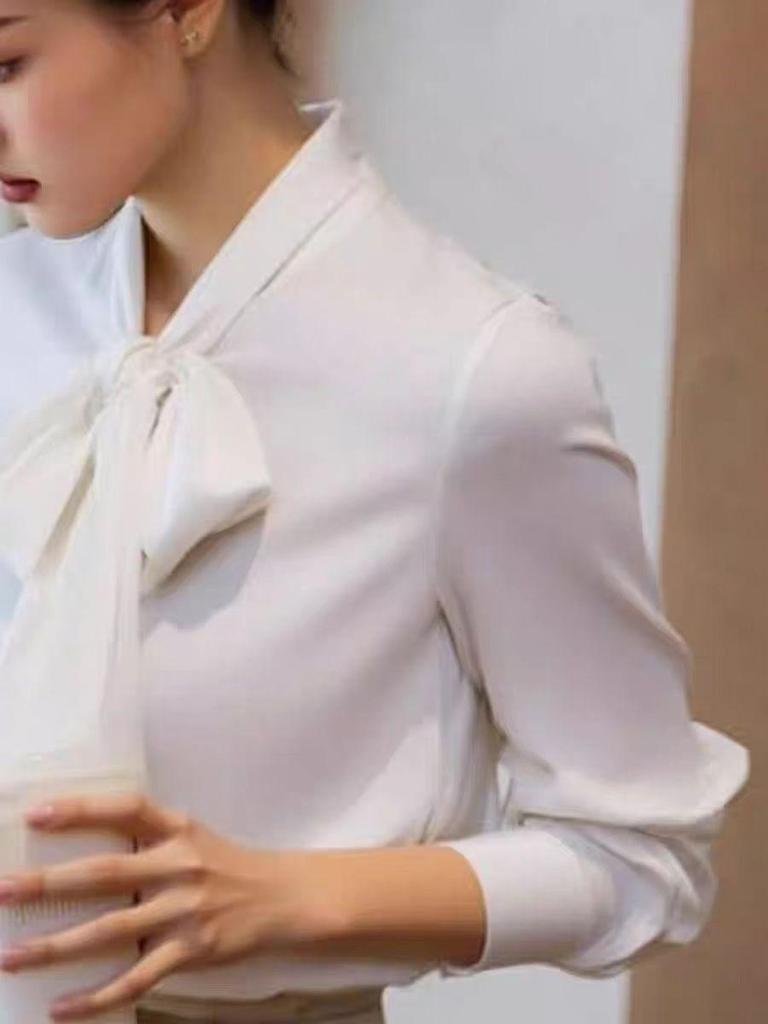 Autumn 2025 French Chic White Ribbon Bow Blouse for Women