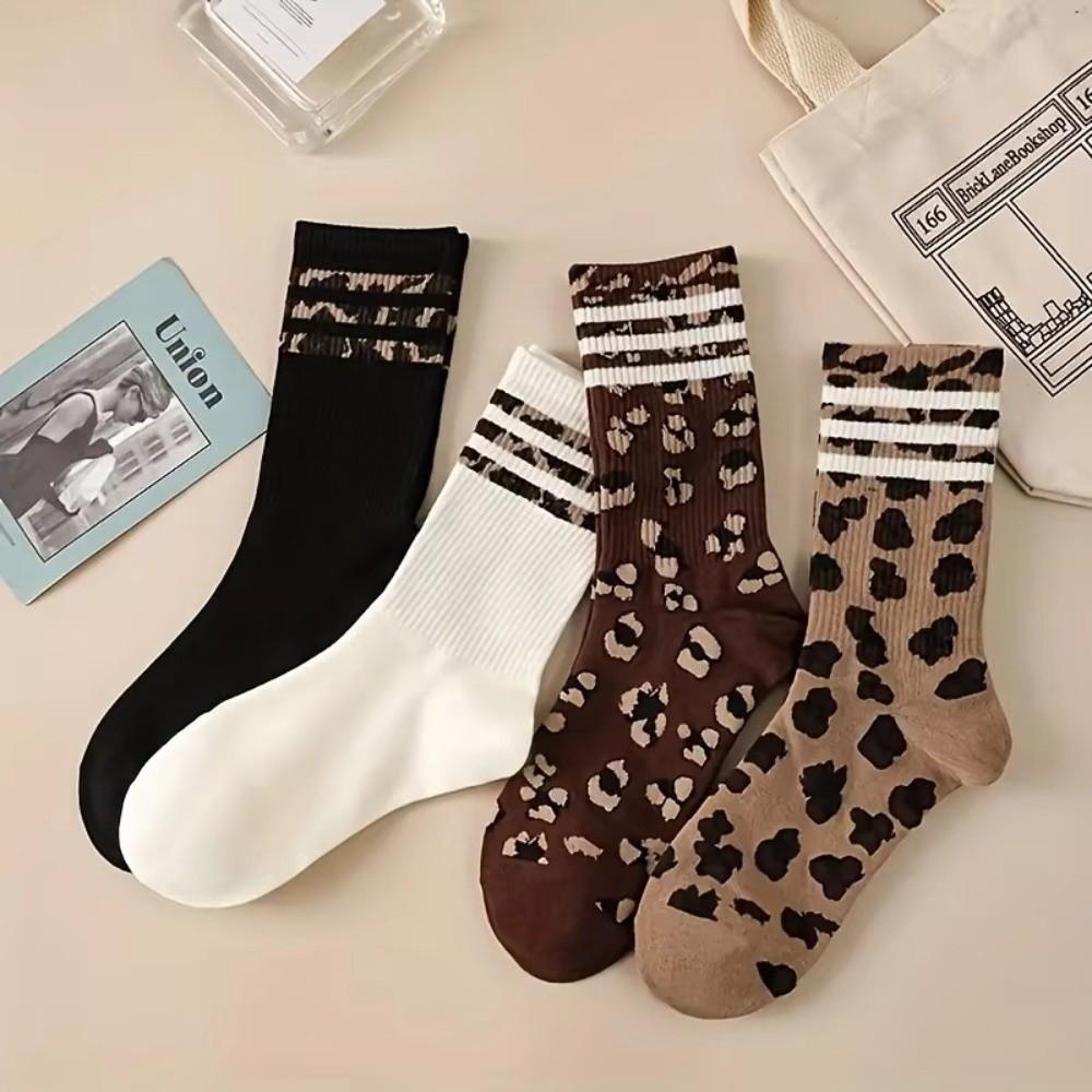 Soft Fabric Crew Socks Striped Pattern Mid-Calf Socks Casual Sports Socks Fall Winter