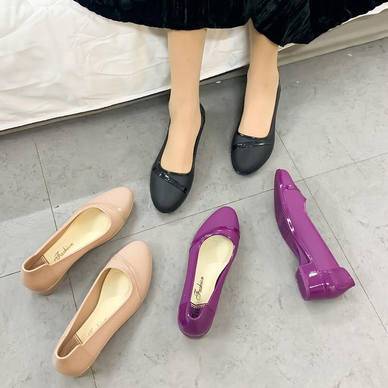 Fashion Korean Version of The Adult Shallow Mouth Waterproof Shoes In The Spring and Summer with Female Sandals