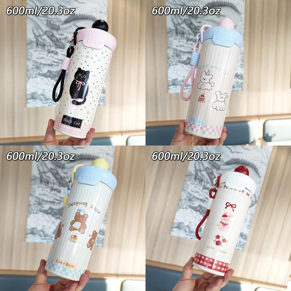 Moderne minimalistische isolierte Edelstahl-Wasserflasche mit Strohhalm für Zuhause, Büro, Reisen