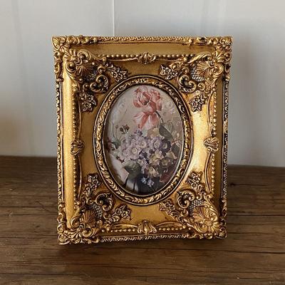 European Style Picture Frame Embossed Centerpiece Photo Gallery Tabletop Wall Mounted Photo Frame for Wedding New Year Holiday