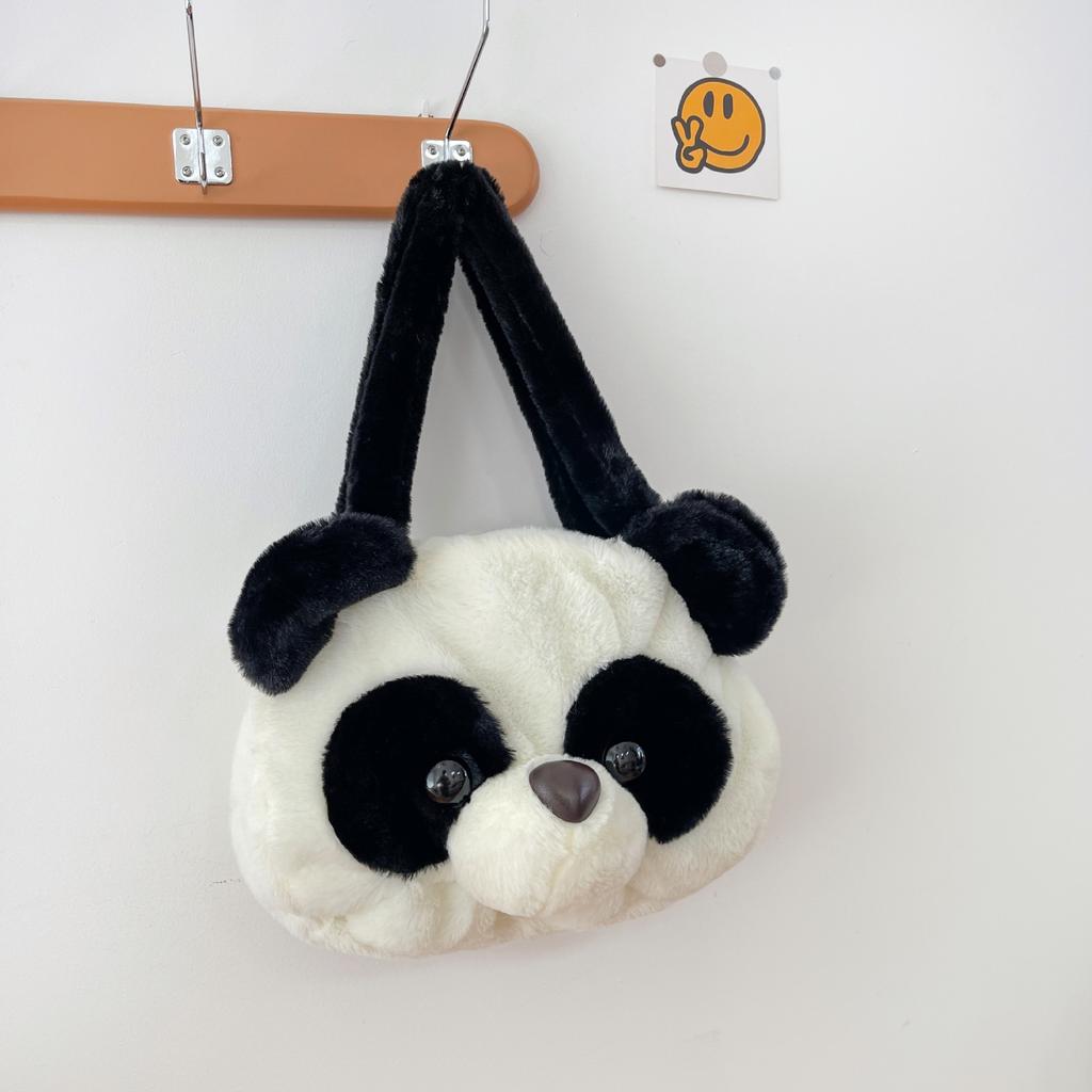 Fashion Plush Cartoon Bag Large Capacity Cute Berry Bear Pineapple Pupp Squirrel Shoulder Bag Tote Bag Panda