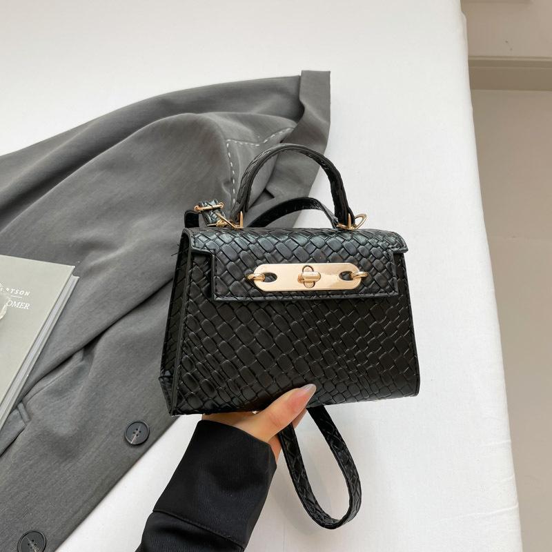 

Стильная атмосфера, поездки на работу, универсальная высокая текстура, нишевый дизайн, новая портативная наплечная сумка-мессенджер чёрный