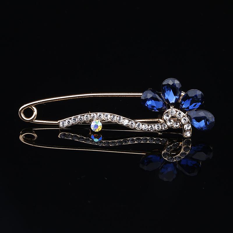 Korean Style Women s Crystal Rhinestone Brooch - Electroplated & Color-Preserving for High-Grade Suits & Accessories