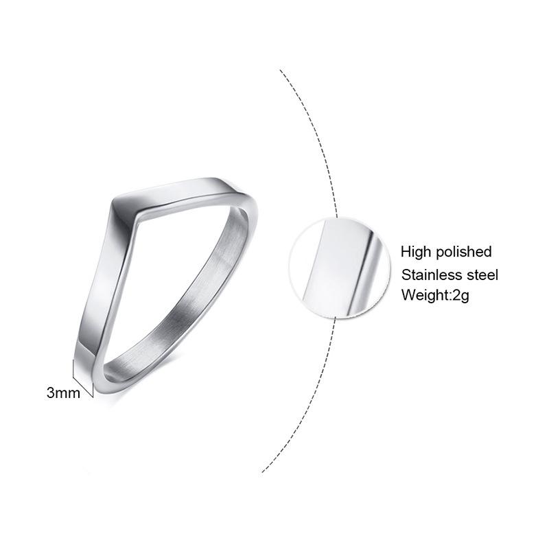 Bague en Zircon en Acier Inoxydable en Forme de V Plaqué Or Bijou Élégant pour Femmes Accessoires de Mode