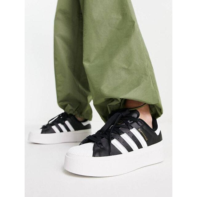 

Черно-белые кроссовки на платформе adidas Originals Superstar Bonega