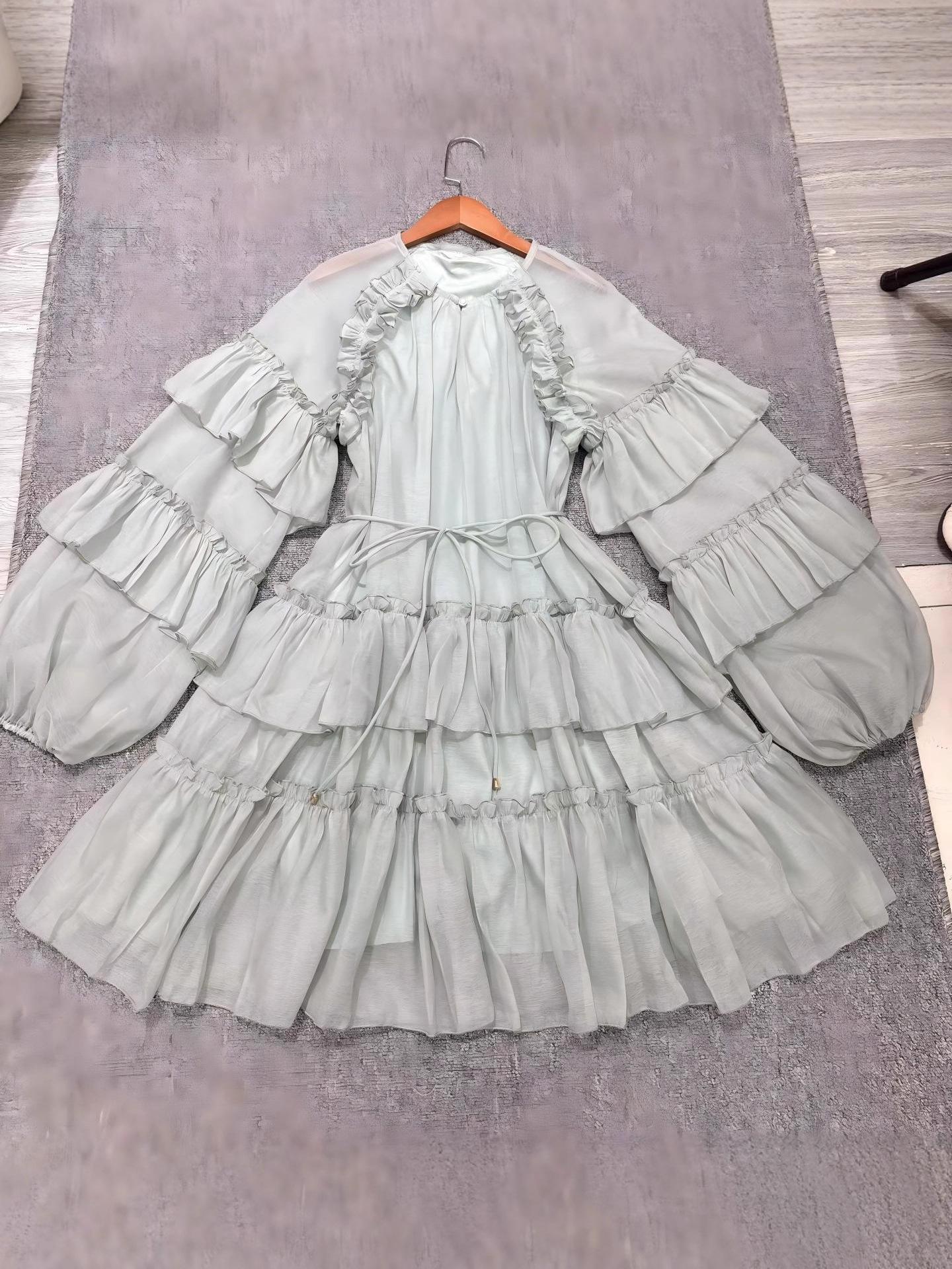 

Women s European & American Retro Puff Sleeve Plus Size Dress with Palace Style and French Ruffles L зелёный