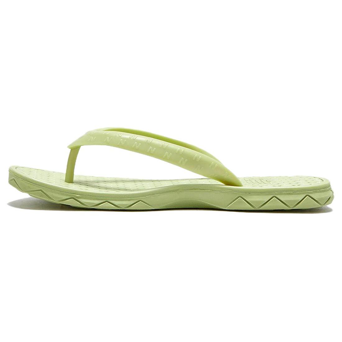 

New Balance Comfortable Slip Resistant Flip Flops Women s Green NBRJDF711E 39