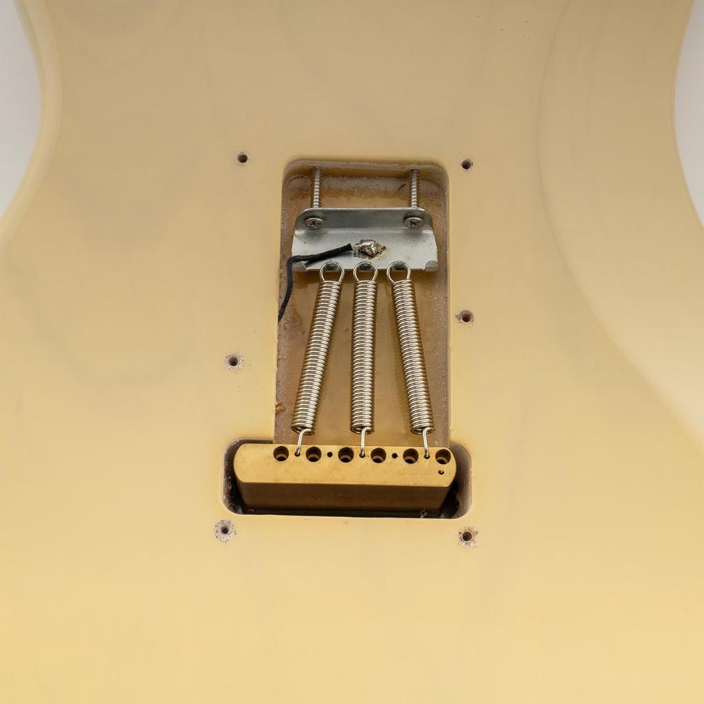 Musiclily Ultra Tremolo Bridge with Hardened Steel Pressed 42mm Brass and Insertable Tremolo Arm for American Vintage Strat Electric Guitars 10.5mm