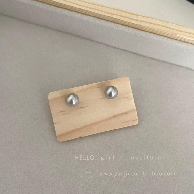 Роскошные и изысканные серьги, модные пусеты с ретро-акцентом. One Size серебряный