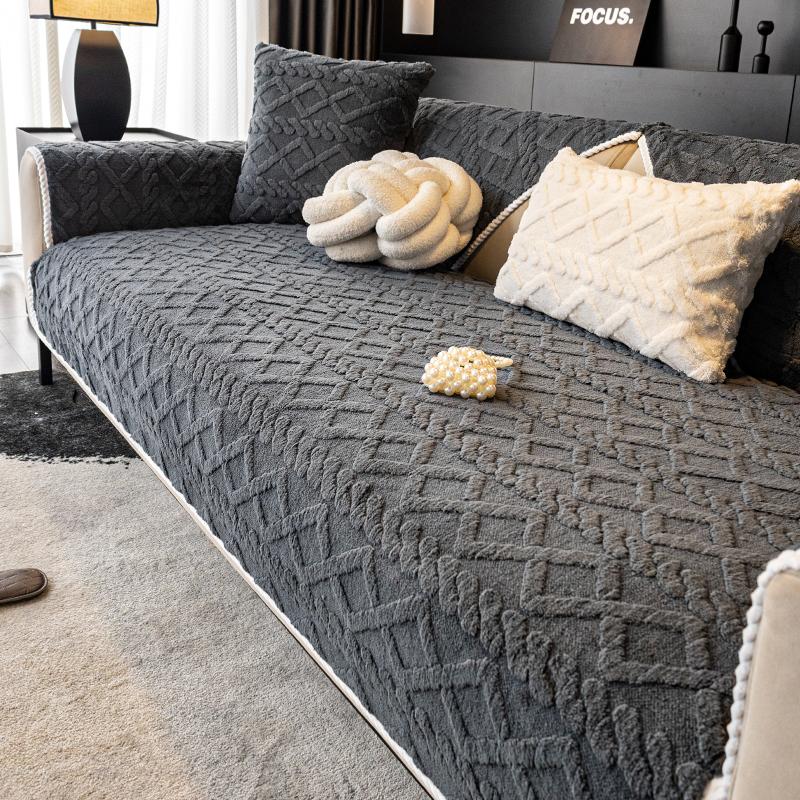 Solid colored plush sofa mat, universal all year round, pet friendly and scratch resistant, non slip sofa cover