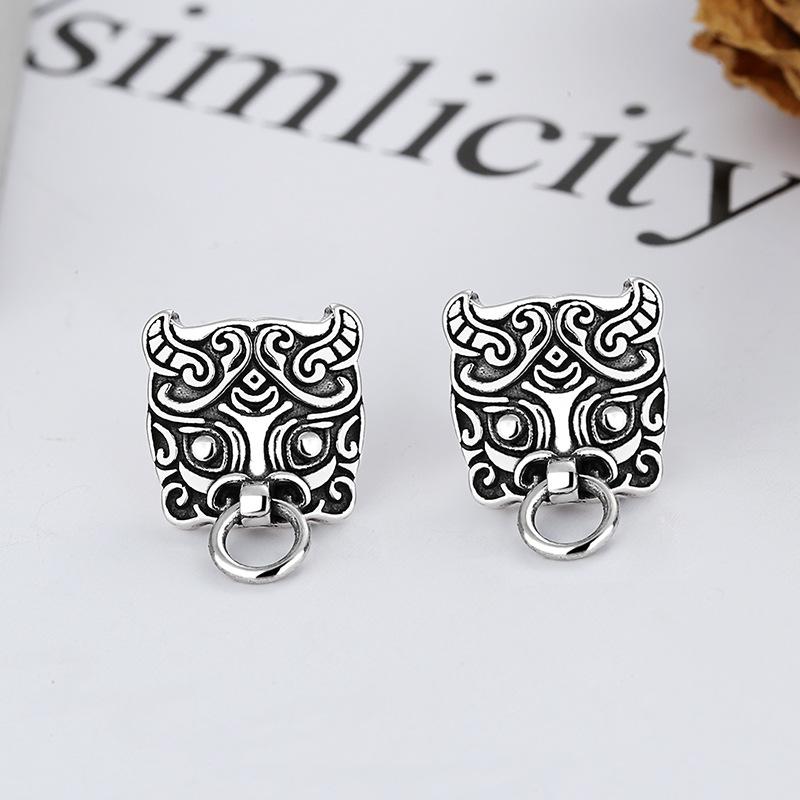 

Thai Silver Qiuniu Stud Earrings For Men And Women, Ruffian Handsome Ethnic Style Earrings, Personality Domineering Retro Tremella Decoration 925 silver