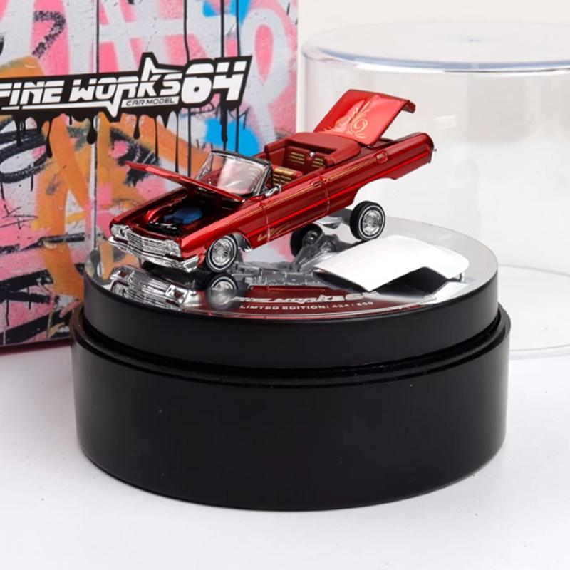 FineWorks 1:64 Chevrolet Impala Hardcover edition Open Full Door Alloy Model Car