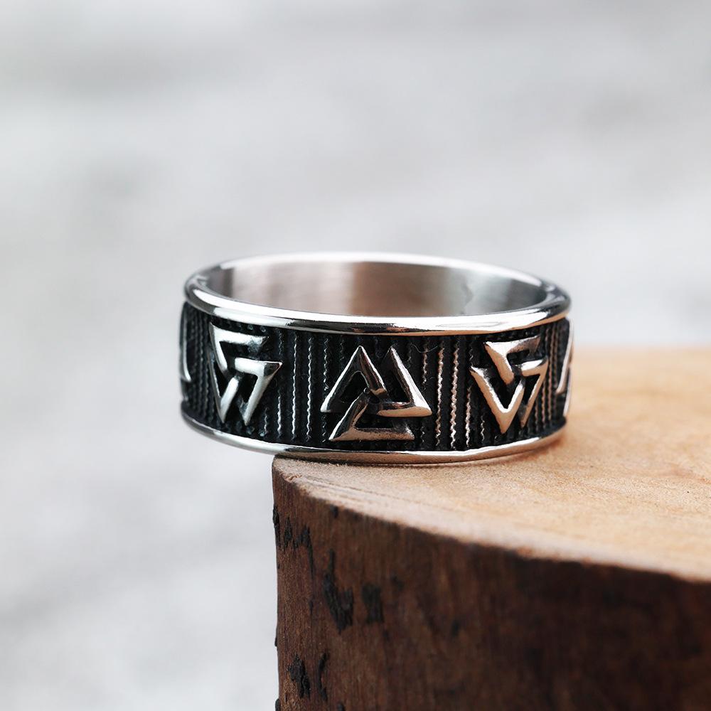 Stylish Retro Celtic Viking Triangle Men's Fashion Ring