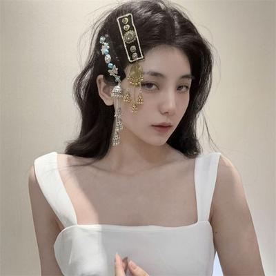 Zinc Zinc Alloy Chinese Style Hairpin Silver Tassel Side Clip Ethnic Style Hair Clip  Cheongsam Decoration