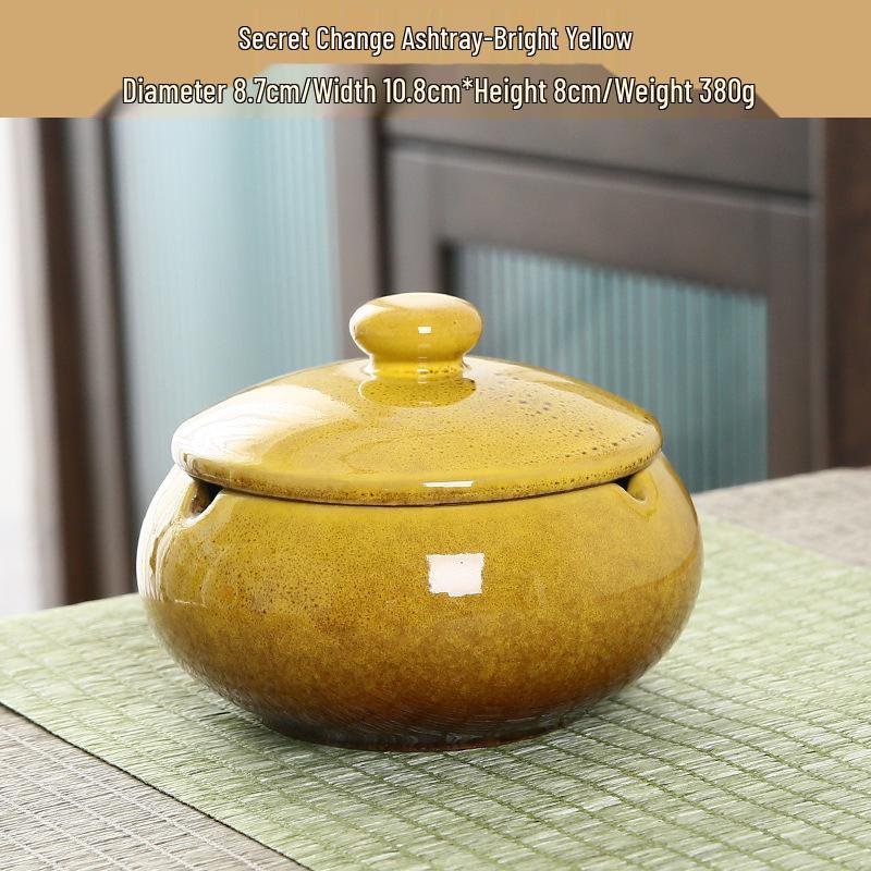 Creative European-Style Ceramic Ashtray with Dustproof Lid