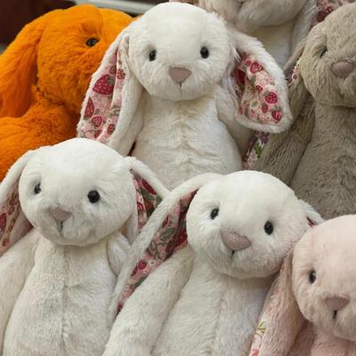 Muñeco de Conejo Floral en Blanco, Rosa Fucsia, Rosa Claro, Marrón, Gris y Morado de Jellycat