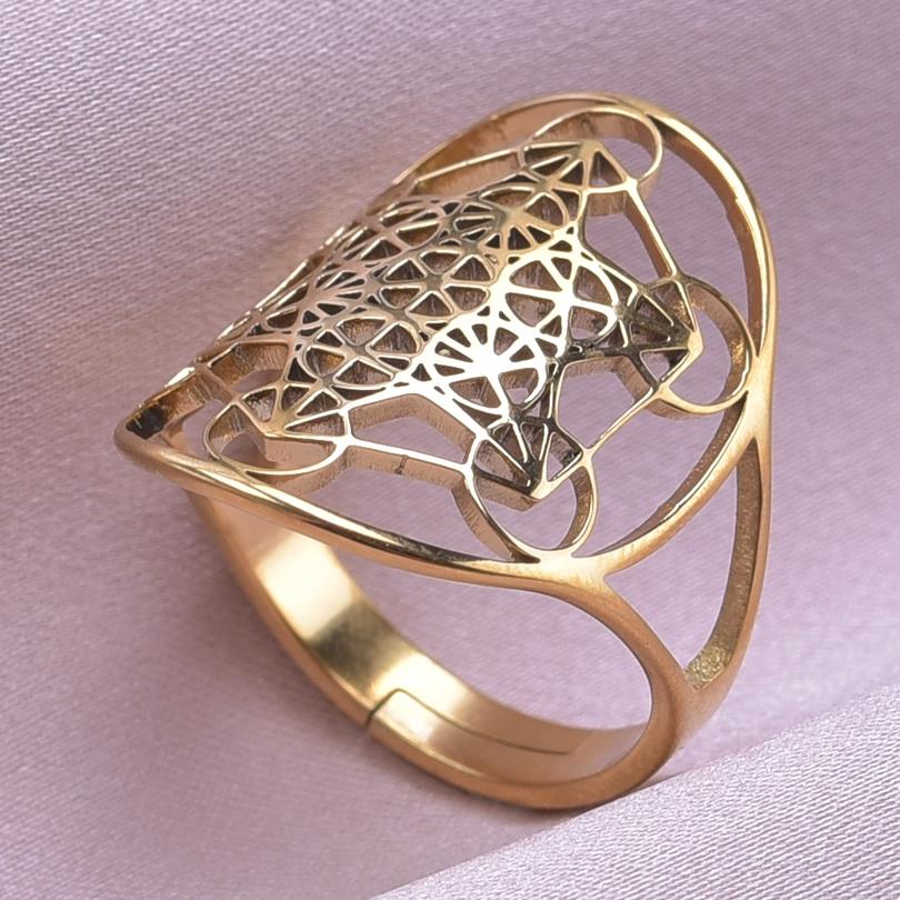 

Exquisite Hollow Six Point Star Adjustable Rings For Women Men Stainless Steel Fashion Geometric Oval Finger Ring Jewelry Gift