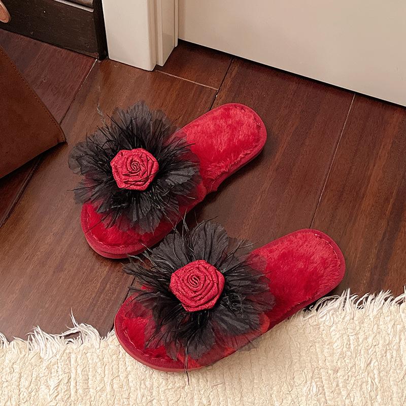 Fashion Fairy Style Plush Shoes Women's 2025 Autumn Winter Fashion Flower Warm Slippers Comfortable Short Plush Bridal Slides Pantuflas