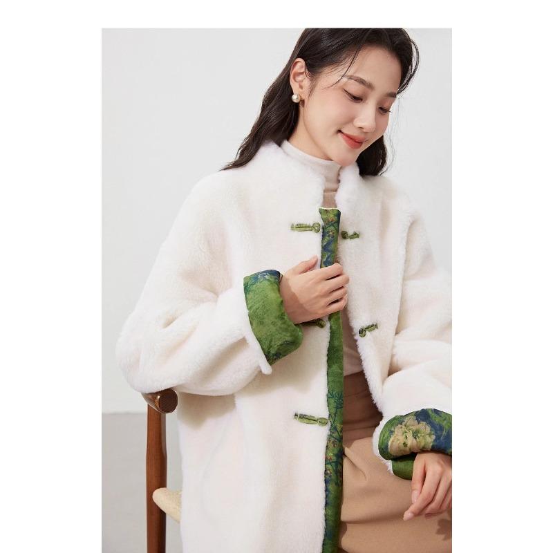 100% шерсть ягненка шерсть новый китайский стиль зеленый шелковый атлас шуба для женщин китайский стиль воротник стойка пальто One size