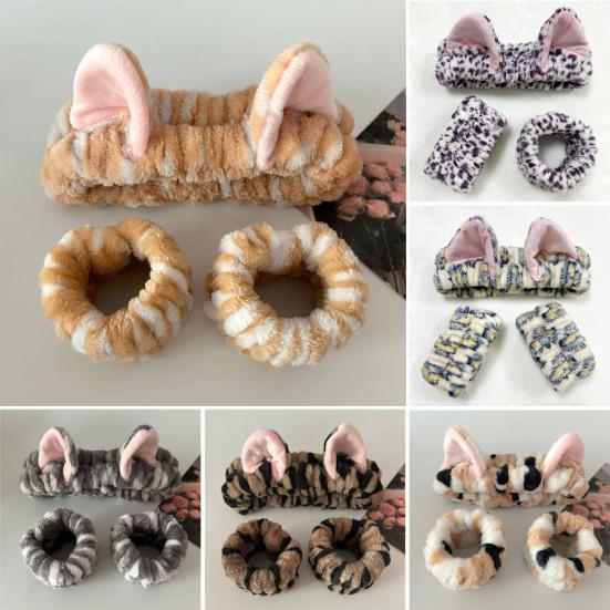 2Pcs/Set Women Hairband Wristband Set Cartoon Cat Ear Decor Soft Breathable Fabric Headband Wristband Set