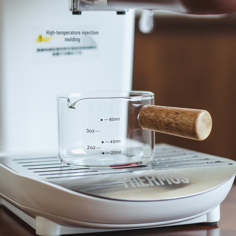 Heat-Resistant Glass Milk Jug with Wooden Handle & Measurement Markings, Ideal for Coffee, Baking & Household Use