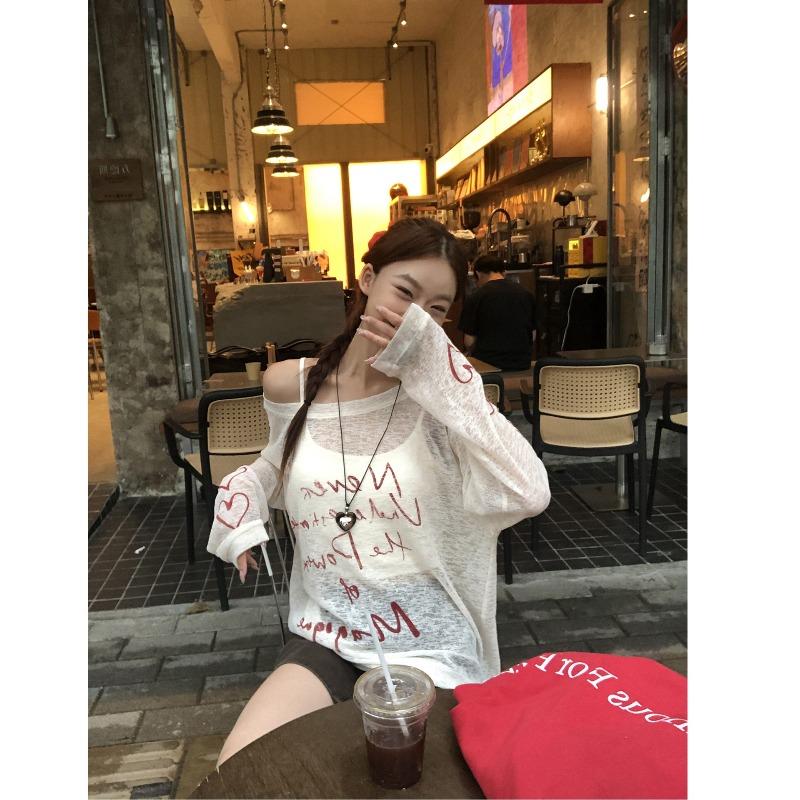Lazy Letter-printed Sunscreen Blouse Women's Summer Long-sleeved Shirt Loose and Unique Off-shoulder Slanted Shoulder Top