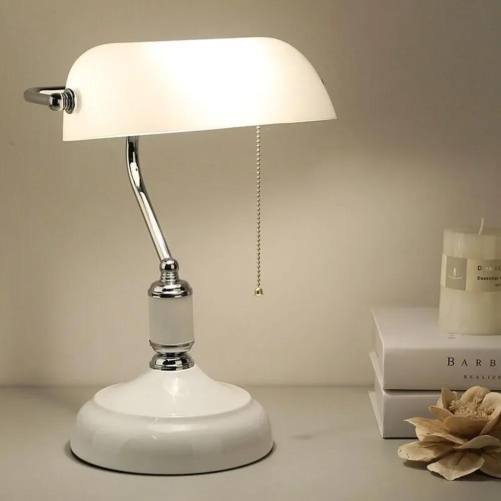 

Bank Table Lamp European Style Glass Lamp Retro Office Desk Lamp Antique Copper Living Bedroom Decorative Bedside Floor Lamps