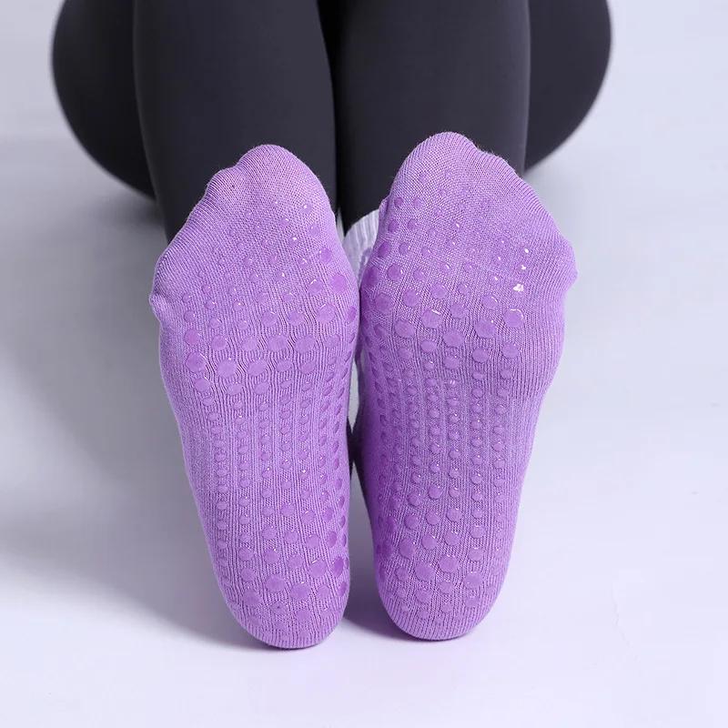 New Colorblocked Mid-calf Professional Non-slip Sports Socks Women Yoga Pilates Socks Indoor Dance Fitness Training Floor Socks