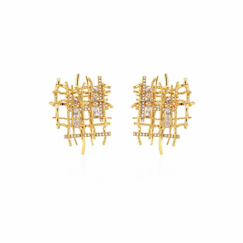 Irregular Zircon Stud Earrings - Retro, High-End, Unique Design for Women