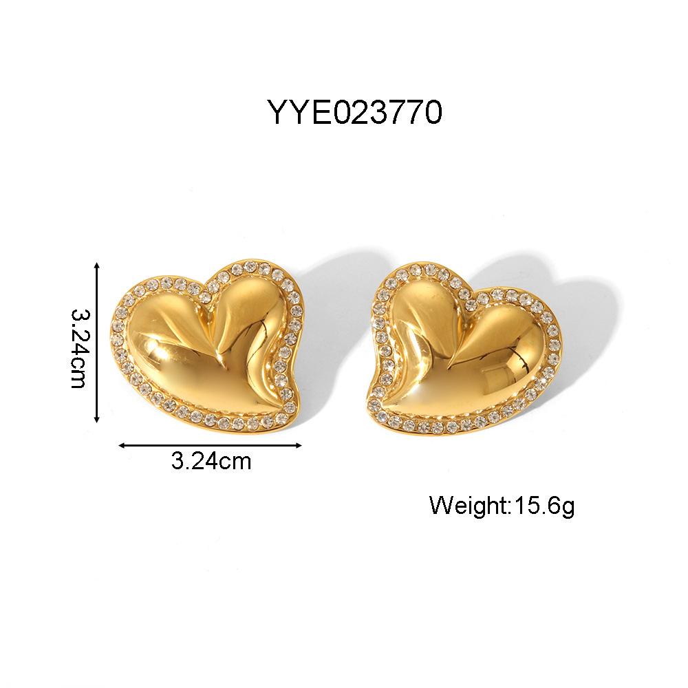 Heart Charm Stainless Steel Earrings For Women Shell Texture Love Stud Ear Accessory