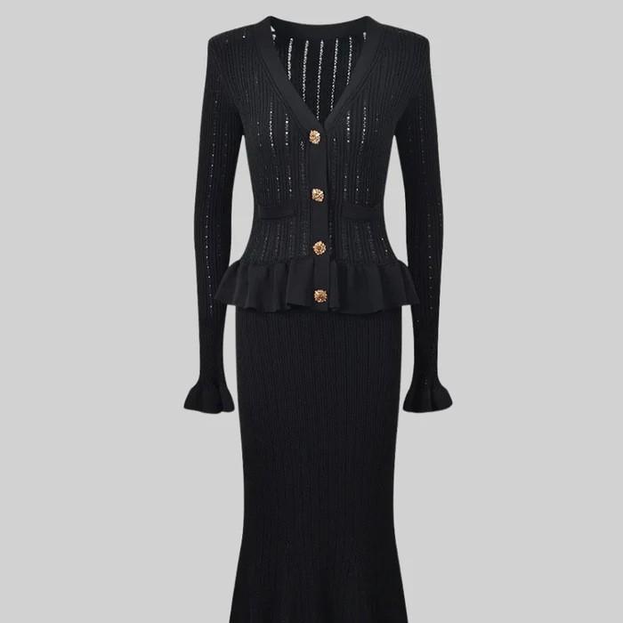 

Светло-голубой вязаный кардиган с V-образным вырезом на золотых пуговицах и цветочной кружевной отделкой в комплекте с подходящим вязаным комплектом юбки-русалки L