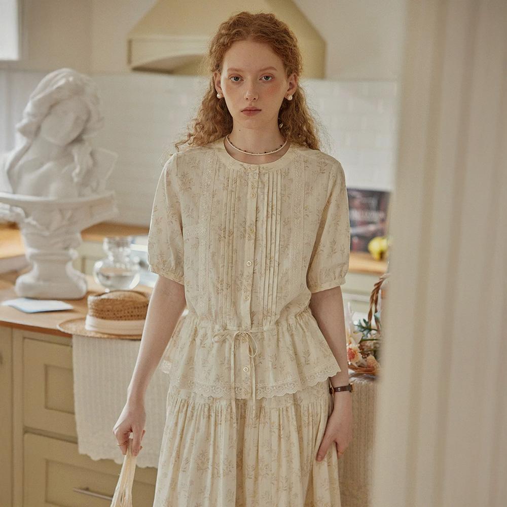 Peulaudeumali Pm_Feminine Floral Blouse