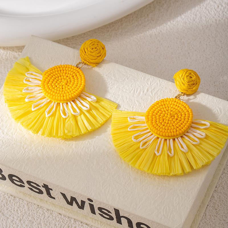 Dopamine Raffia Sun Flower Vacation Wind Earrings Women'S Handwoven Earrings Travel Photography Unique And Beautiful Earrings