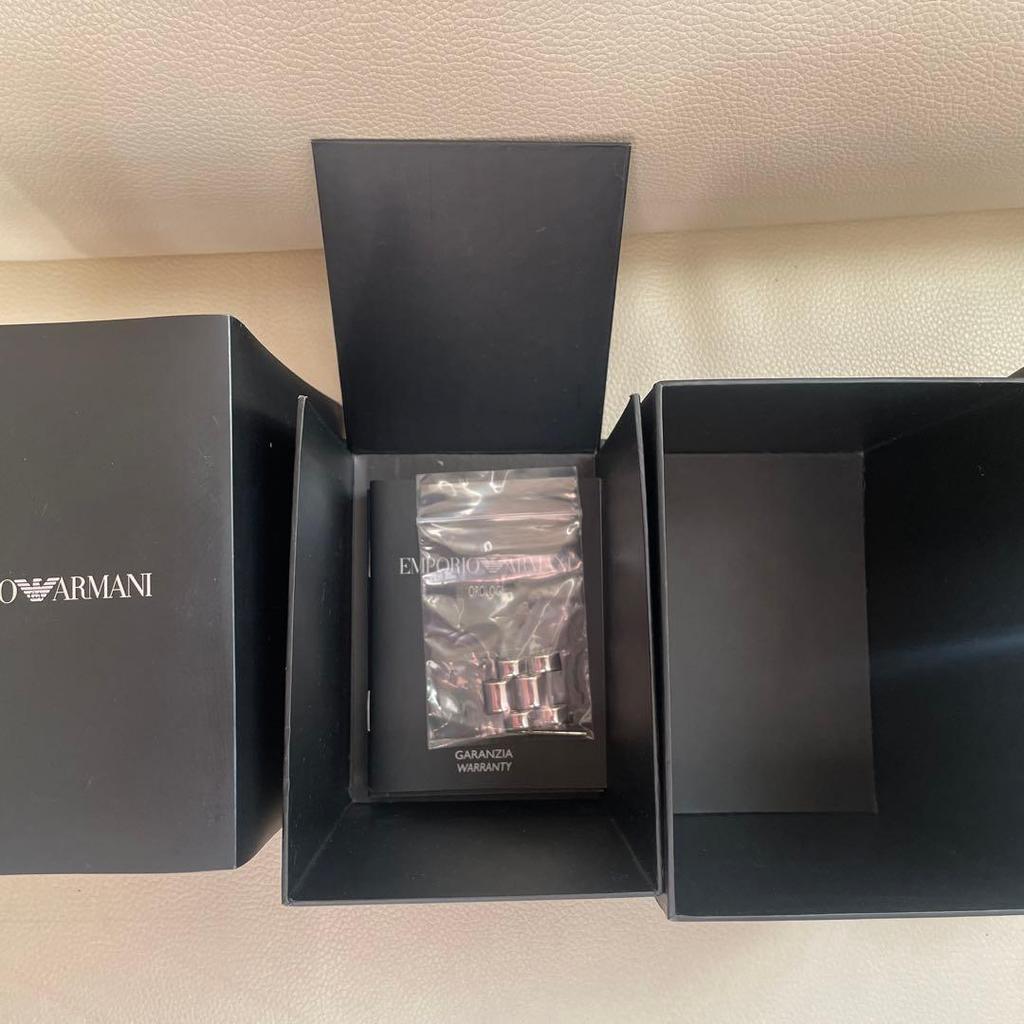 Used EMPORIO ARMANI Metal Belt Watch