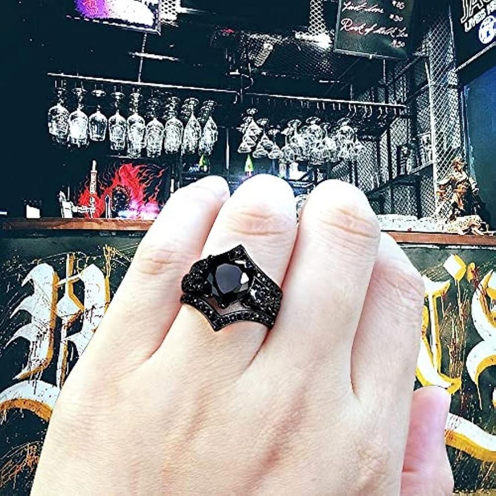 Gothic Style Stacking Ring Inlaid zirconia Horror Skull Design On The Band Multi Colors To Choose Perfect Halloween Decor