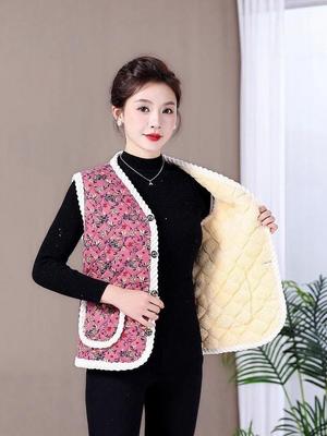 Warm Velvet Sleeveless Vest for Middle-Aged Women - Stylish, Comfortable, Cotton-Padded Winter Wear