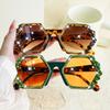 Rhinestone Sunglasses for Women Vintage Lovely Retro Oversized Eyeglasses Party Nightclub Decoration Halloween Christmas Gift