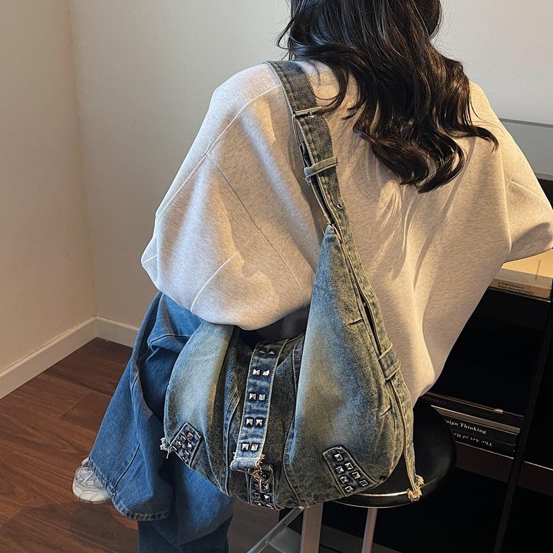 Torba Kowbojska Damska Duża Pojemność Podpachowa Pierogowa Torba na Ramię