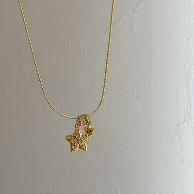 Nischen Textur Stern Mikro-Inlay Zirkon Anhänger Halskette Damen Leichter Luxus Einzigartige Mode Vielseitige Halskette Schlüsselbeinkette