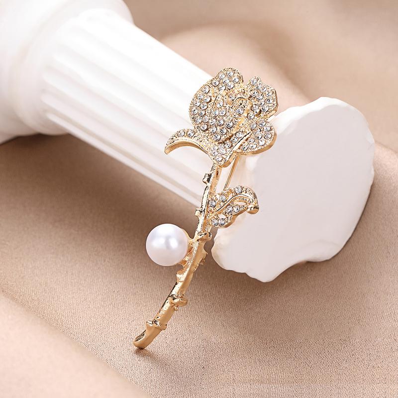 Elegant Gold Color Rose Flower Brooches For Women Alloy  Bouquet Brooch Wedding Coat Dress Decoration Gifts