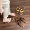 Retro beach flip-flops women's 2025 summer new outer sandals high-end flat casual sandals